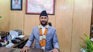 युवाहरुको चाहना झण्डै पुरा, रवि लामिछानेबाट उप तथा गृहमन्त्रीको पदभार ग्रहण