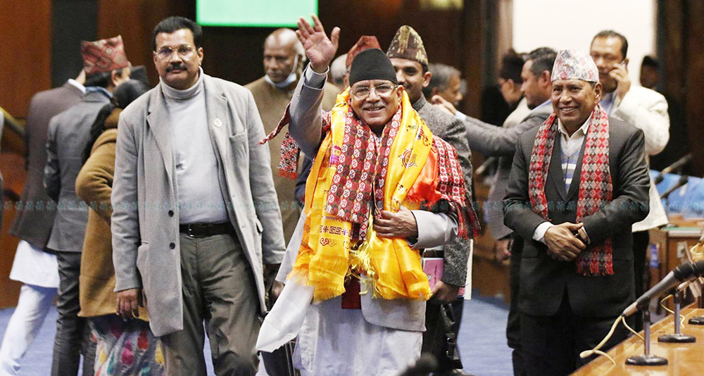 प्रधानमन्त्री प्रचण्डलाई संसदको दुई बाहेक सबै मत, काँग्रेस पनि सत्ता पक्ष ?