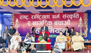 एमाले नेता दुर्गा प्रसाईँद्वारा पूर्वराजपरिवारका सदस्य साक्षी रारी ‘महाअभियान’को थालनी