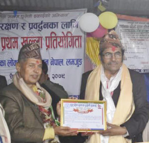 ठाडोभाकाका अध्यक्ष एवम् वरिष्ठ पत्रकार पहाडी सहित ठाडोभाका गायक/गासउकाहरू सम्मानित