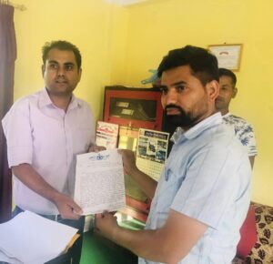 राष्ट्रिय स्वतन्त्र पार्टीले लमजुङमा विद्युत सेवाको समस्याका बारेमा लमजुङ विद्युत वितरण केन्द्रको ध्यानाकर्षण गर्दै ज्ञापन पत्र बुझायो