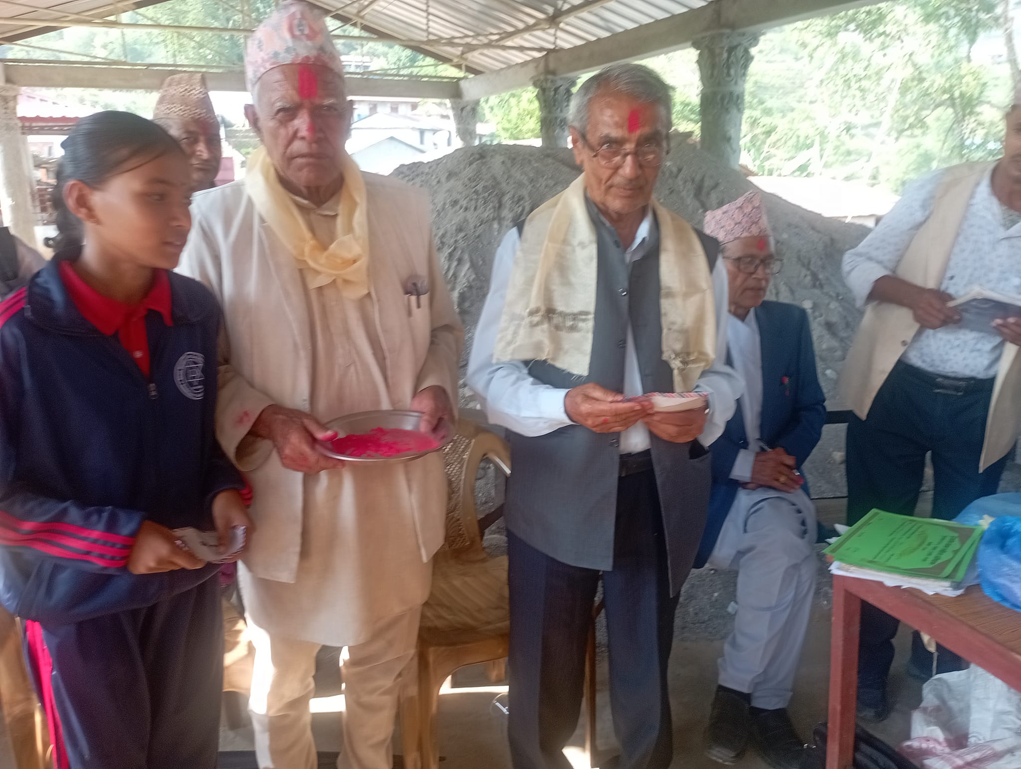 दुराडाँडामा पांँचौ अन्तर विद्यालयस्तरीय कविता प्रतियोगिता