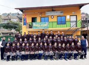 एसईई : युनिभरसल एकेडेमीका १३ जनाले ल्याए ३ः६ देखि ४ः०० जिपिए
