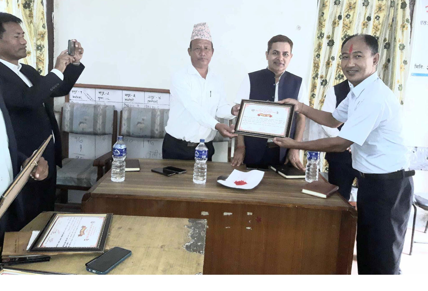 लमजुङको जिल्लास्तरमा अर्थ्ली प्याराडाईज आमावि बेसीशहरले ल्यायो सर्वाधिक जिपिए