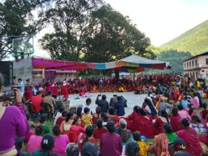 हातेमालो मूल आमा समूहद्वारा आयोजित खुला तीज गीत प्रतियोगितामा नौबीसे आमा समुह पहिलो