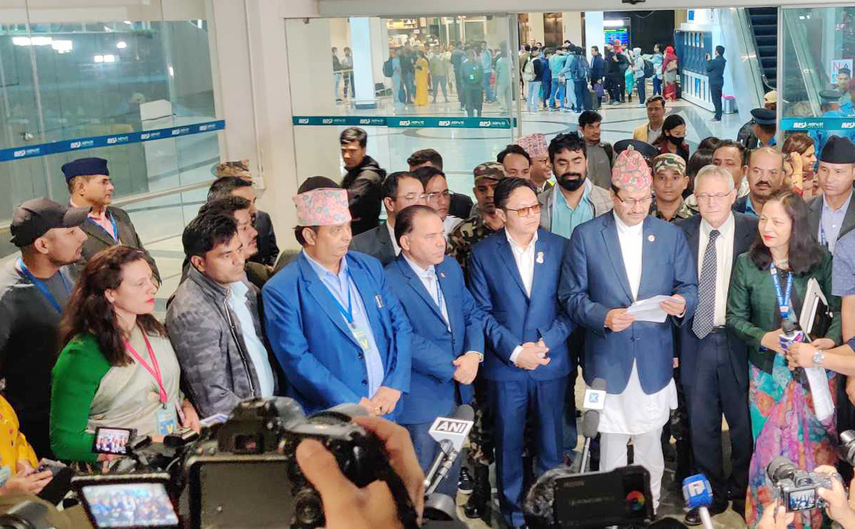 युद्ध मैदानबाट फर्किए २५४ जना नेपाली विद्यार्थीहरू, दिए ‘सरकारलाई धन्यवाद !’