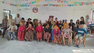 जर्मन जेष्ठनागरिक कलकारहरूको म्याजिक नाट्यशैली सर्वोदय सेवाश्रममा प्रदर्शन