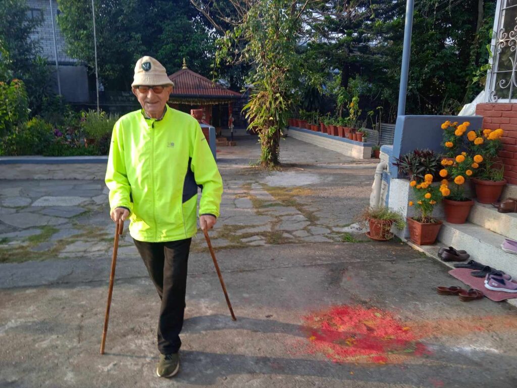 ‘म मानार्थ हिन्दू र सनातनवादी हुँ’ : जे.वि. क्रस