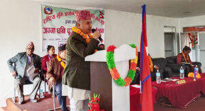 भूमि आयोग लमजुङद्वारा सुन्दरबजारका २३ जना भूमिहीनलाई जग्गा धनी दर्ता(लाल) पुर्जा बितरण
