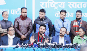 सरकारले जिबी राई र उनका साथीहरूलाई किन नसमातेको ? : रवि लामिछाने
