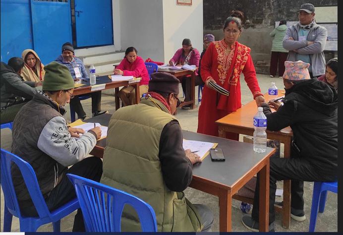 सुन्दरबजार खानेपानी उपभोक्ता समितिको मतदान सकियो