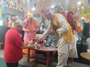 हिन्दू राष्ट्र बनाउन संविधान संशोधनमा लाग्ने पूर्वमन्त्री भण्डारीको प्रतिवद्धता
