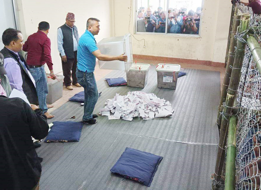 सुरुआति चरणमा काँग्रेसका लागि खुशी दिने परिणाम : रास्वपाका उम्मेदवार १४२६ मतले पछि पर्दै चौथो स्थानामा