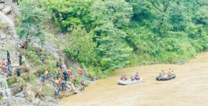त्रिशूलीमा बेपत्ता बस र यात्रुहरूको वाटर ड्रोन मार्फत खोजी जारी