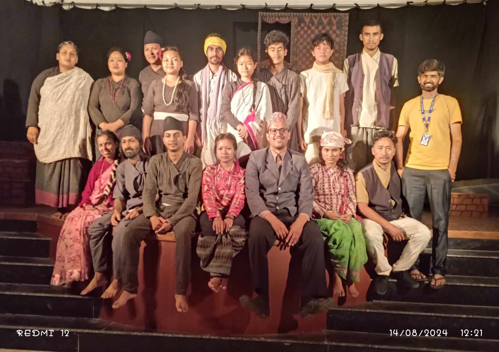 कलाको अर्थ र मर्मबोध गर्ने नाटक ‘एक चिहान’को प्रदर्शन जारी