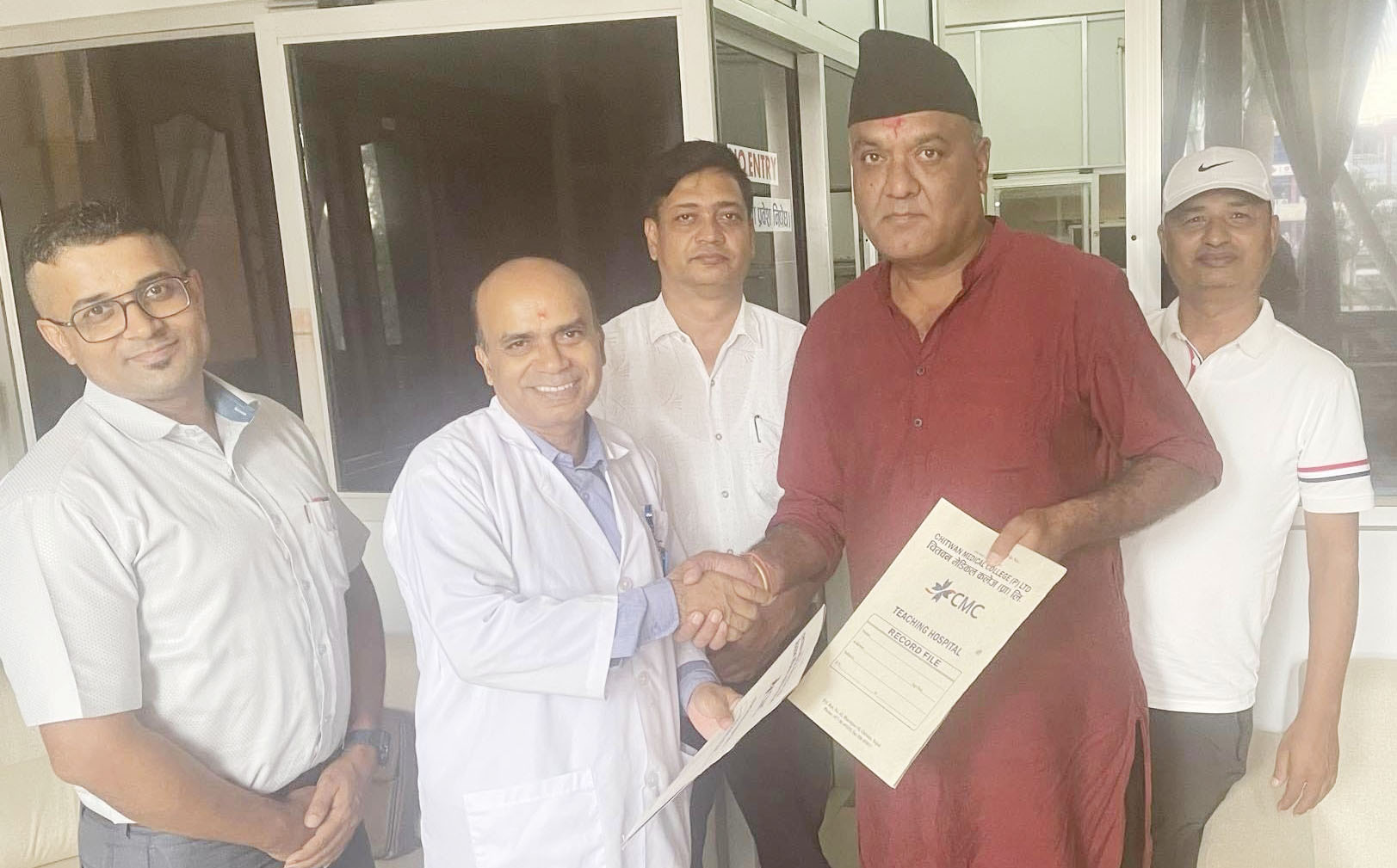 मध्यनेपाल नगरपालिद्वारा नगरबासीको स्वास्थ्य उपचारका लागि विशेष छुटको प्रवन्ध