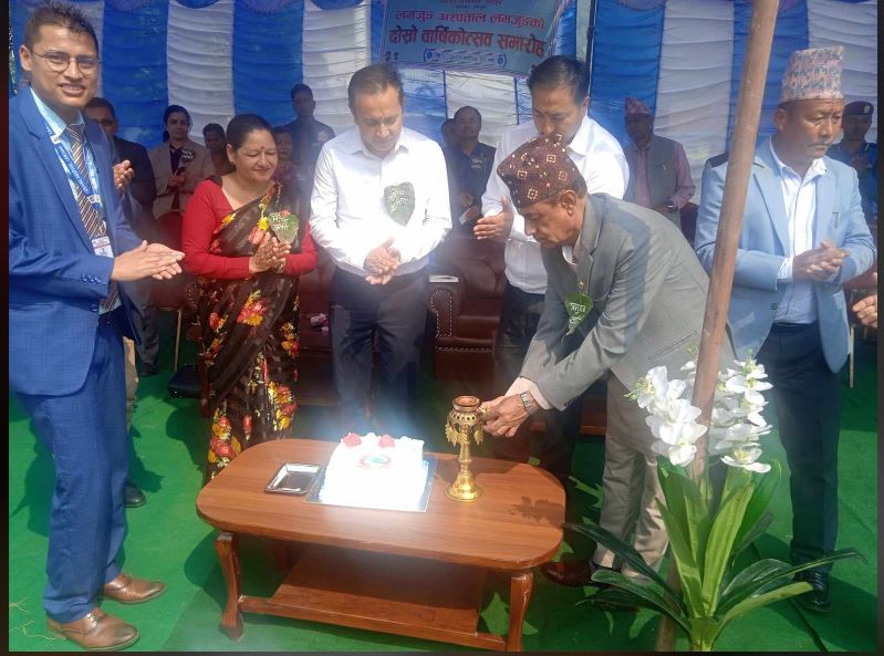स्वास्थ्यका क्षेत्रमा कुरा नभई काम गरेर देखाउने मन्त्री पाठकको प्रतिबद्धता