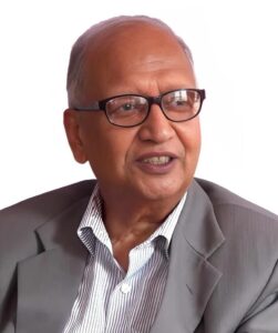 डा. कपिल उपाध्यायद्वारा नइलाई तेइस लाख रूपैयाँअक्षयकोषका लागि प्रदान