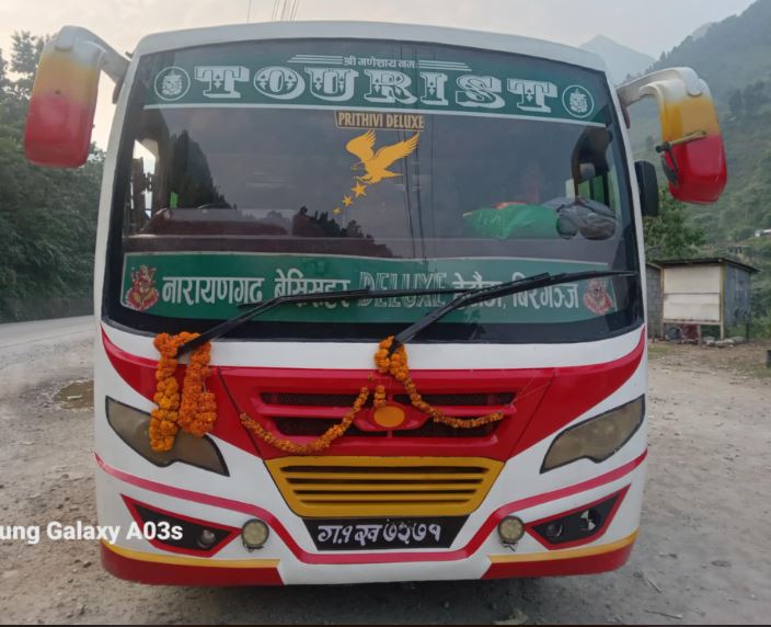 चाडबाडको बेलामा मनपरी भाडा असुल्ने सबवालाहरूको परम्परागत बानीमा सुधार कहिले ?