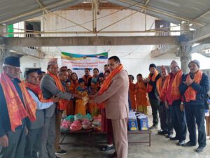 लाइन्स इन्टरनेशनल 325- E काठमाडौंको टोली दुराडाँडाको गुरुकुल आश्रममा