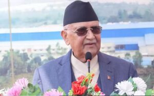 पूर्वराजा ज्ञानेन्द्रलाई प्रधानमन्त्री ओलीको सुझाव– ०८४ मा चुनाव लड्न आउनुस्
