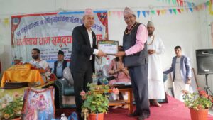 वरिष्ठ पत्रकार पहाडी सहित दर्जन पत्रकार धर्मनाथ धामको प्राण प्रतिष्ठाको समापनमा सम्मानित