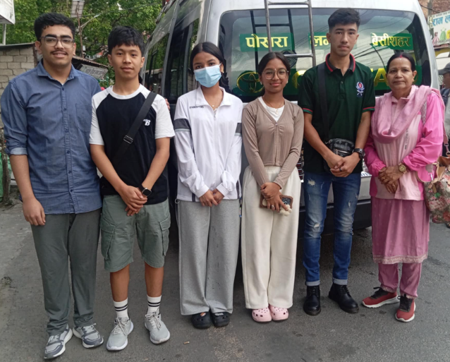 बुद्ध पूर्णिमाका लागि साई संगठनको बालविकास टोली पुट्टपर्ती प्रस्थान
