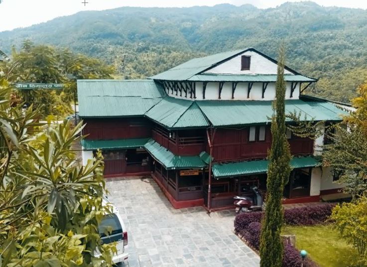 चिति खोलाको झाडीमा गिताको पौरख रुपि कृषि र पर्यटन व्यवसाय फुल्दै र फक्रिदै गरेको एक पटक हेर्नै पर्ने सौगन्ध