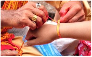 आज रक्षाबन्धन : यो धारण गरेपछि मन, बचन र कर्मलाई पनि पवित्र बनाउनुपर्छ
