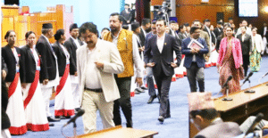 रास्वपा र राप्रपाको प्रतिनिधि सभामा आफ्ना कुरा भन्ने र बैठकबाट बाहिरिने क्रम जारी