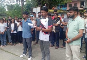 लमजुङ क्याम्पसका रहेका तीन विद्यार्थी संघ संगठनका इकाईका अध्यक्ष समापति, अध्यक्षहरूले गरे विघटनको घोषणा
