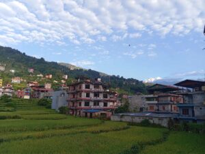 लमजुङको सदरमुकाम बेसीशहरमा आज विहानी ७ बजेको मौसमको फोटो फिचर :