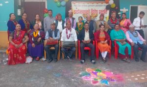 लालीगुराँस आवासीय बोर्डिङ स्कूलमा गुञ्जियो ठाडोभाका : तिहारको शुभकामना आदानप्रदानसहितका कार्यक्रमको फोटो फिचरसमेत