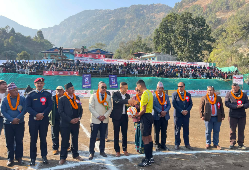 ३३ औँ त्रिवेणी कप सुरु : पहिलो खेलमा एपीएफको जितमा समीरको ह्याट्रिक