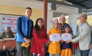 दुराडाँडामा गजल वाचन र अभिनय कला प्रतियोगिता सम्पन्न