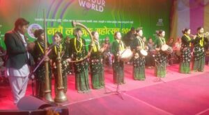 सिन्धुली कला घरको प्रस्तुतिमा रमाए नवौं लमजुङ महोत्सवमा जिल्लाबासीहरू