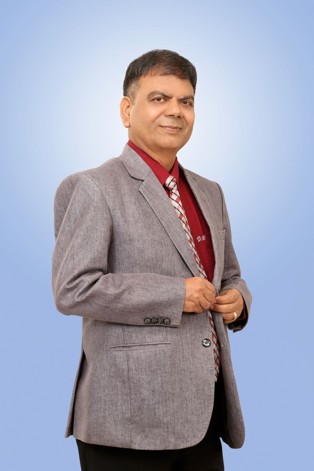 शब्द, सिर्जना र विश्वकीर्तिका अन्तर्राष्ट्रिय गौरव : डा. डीआर उपाध्यायको कीर्तिमानी यात्रा
