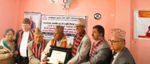 प्रख्यात देउडाका सम्राट नन्दकृष्ण जोशीलाई कालीभक्त पन्त नेपाली लोकसाहित्य अन्तर्राष्ट्रिय पुरस्कार प्रदान