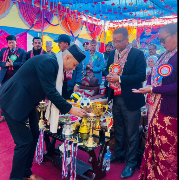 फरक शैलीमा मनायो लाली गुराँस आमाविले १० औं बार्षिकोत्सव एवम् अभिभावक दिवस