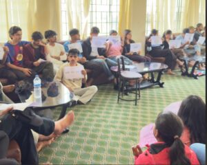 लमजुङ क्याम्पसका विद्यार्थीहरू रिले अनसनमा