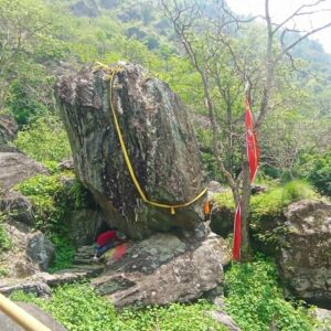 लमजुङको रक गार्डेन अब प्राकृतिक मात्र नभई धार्मिक पर्यटकीय स्थलसमेत बन्ने