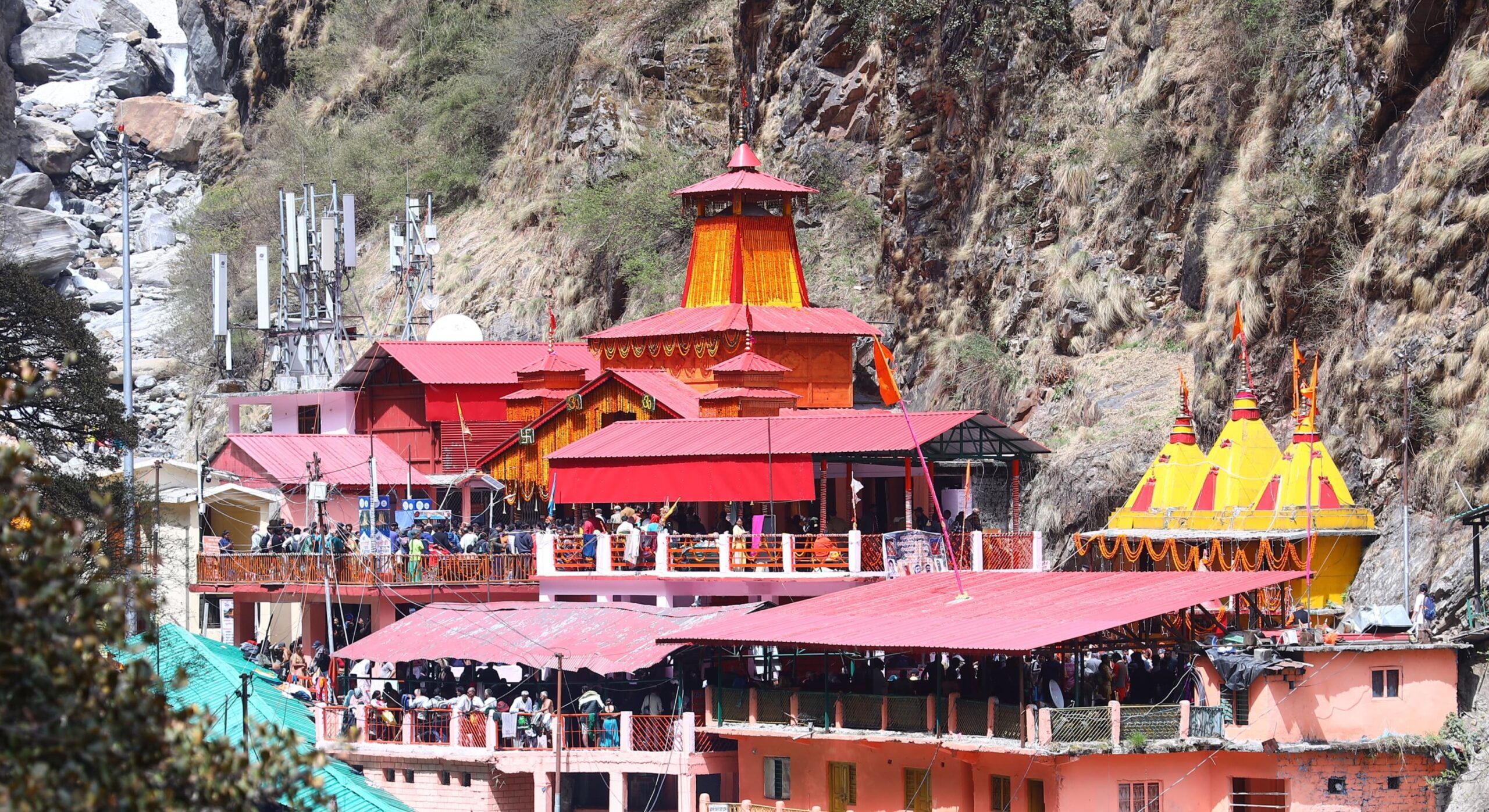 इतिहासको खोज : पर्यटन र चारधामको यात्रा  