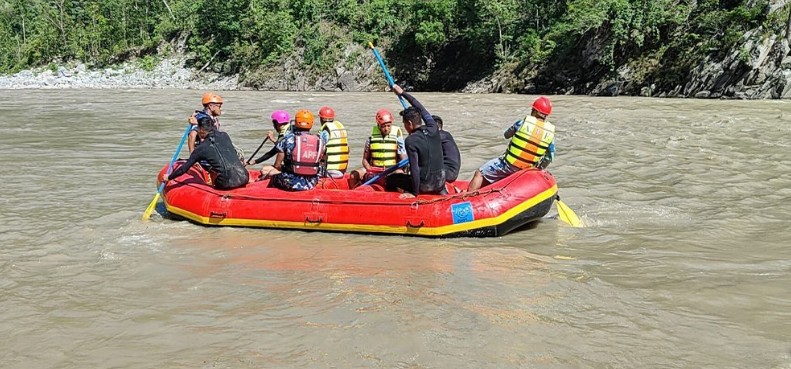 कर्णाली राजमार्गको साङ्गेतडा दुर्घटनाको नवौ दिन : चालक सुवेदीको शव फेला