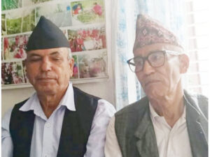 स्वतन्त्र नागरिकका रूपमा रहने घोषणा गर्दै दुई नेताद्वारा नेपाली कांग्रेस त्याग