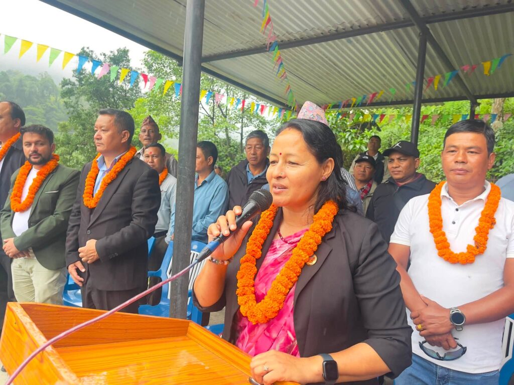 हामखोला छैटौं झरना महोत्सव भव्यरुपमा सम्पन्न : अब बाह्रै महिना सञ्चालन गर्न गाउँपालिकालाई सुझाव