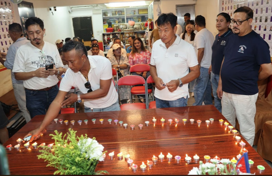 हङकङमा बाढी पीडितको सम्झनामा दीप प्रज्वलन र श्रद्धाञ्जली सभा