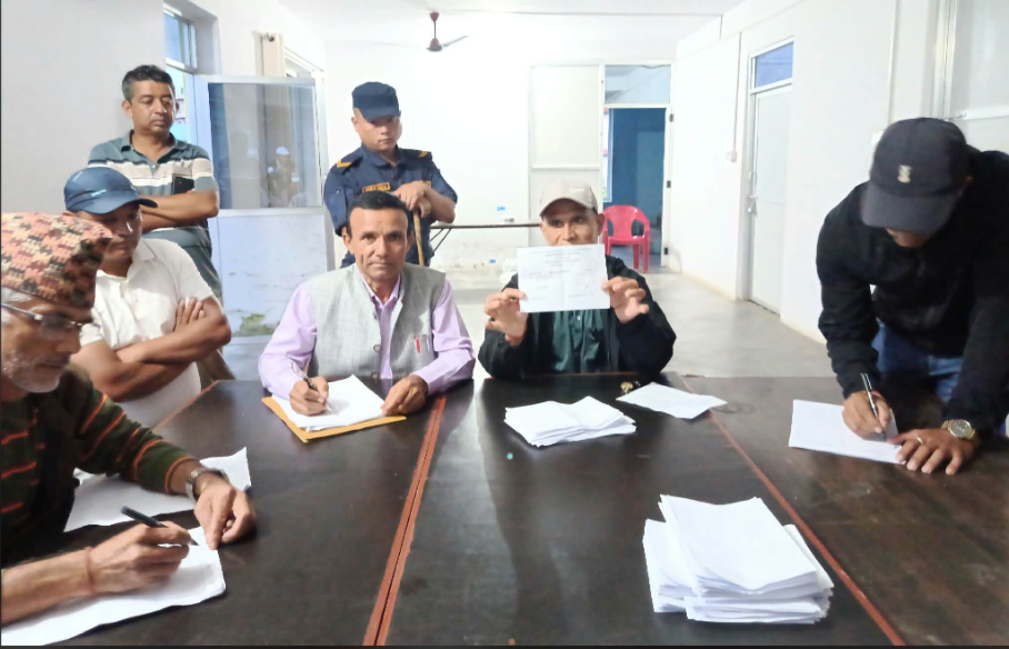 लमजुङमा नेपाली काँग्रेसको नगर अधिवेशन : मध्यनेपालमा झण्डै ९५ प्रतिशत मतदान