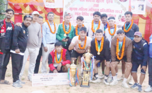 नगर वडास्तरीय रनिङ शिल्ड पुरुष तथा महिला भलिबल प्रतियोगिताको उपाधि क्रमशः आयोजक र संयुक्त भोर्लेटार क्लब ‘बि’को हातमा